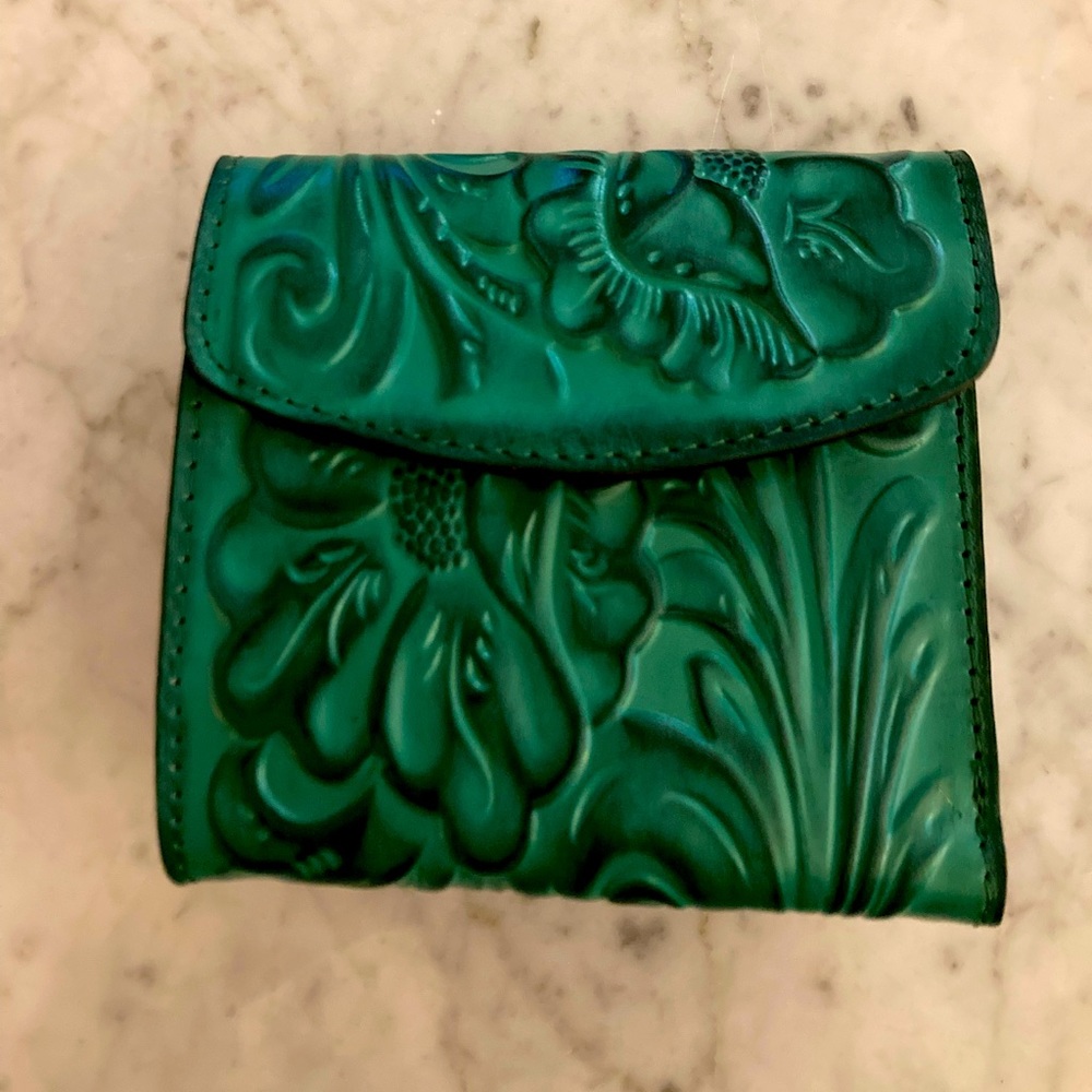 Patricia Nash green tooled wallet. NWT